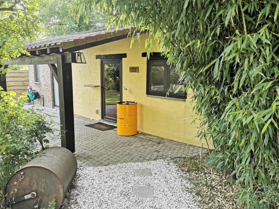 Le Spa Du Cabanon: Cabanon De Luxe Avec Spa Entierement Privatif Aye Екстер'єр фото